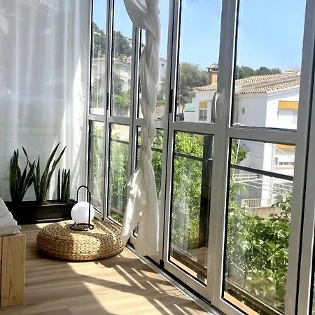 Amazing Loft In Quiet Area Apartment *